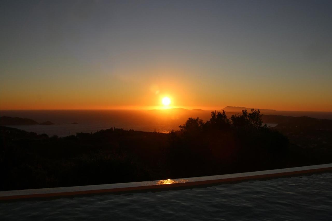 Sunset Sea View Villa 3 Agios Georgios Pagon Exteriör bild